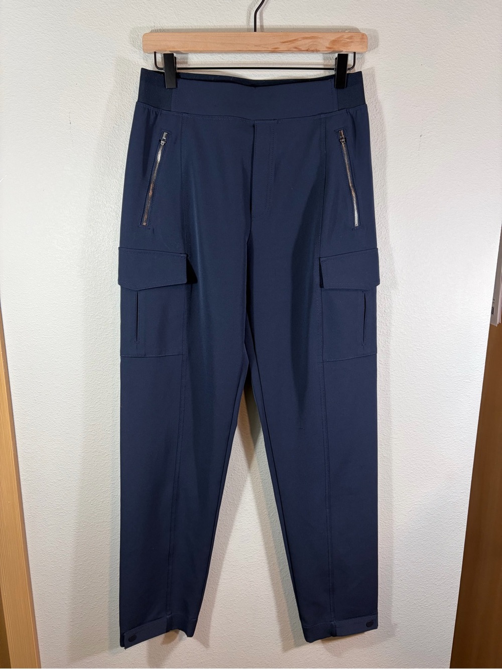 Athleta Endless High Rise Cargo Pants Navy Blue 6T Tall Utility Jogger